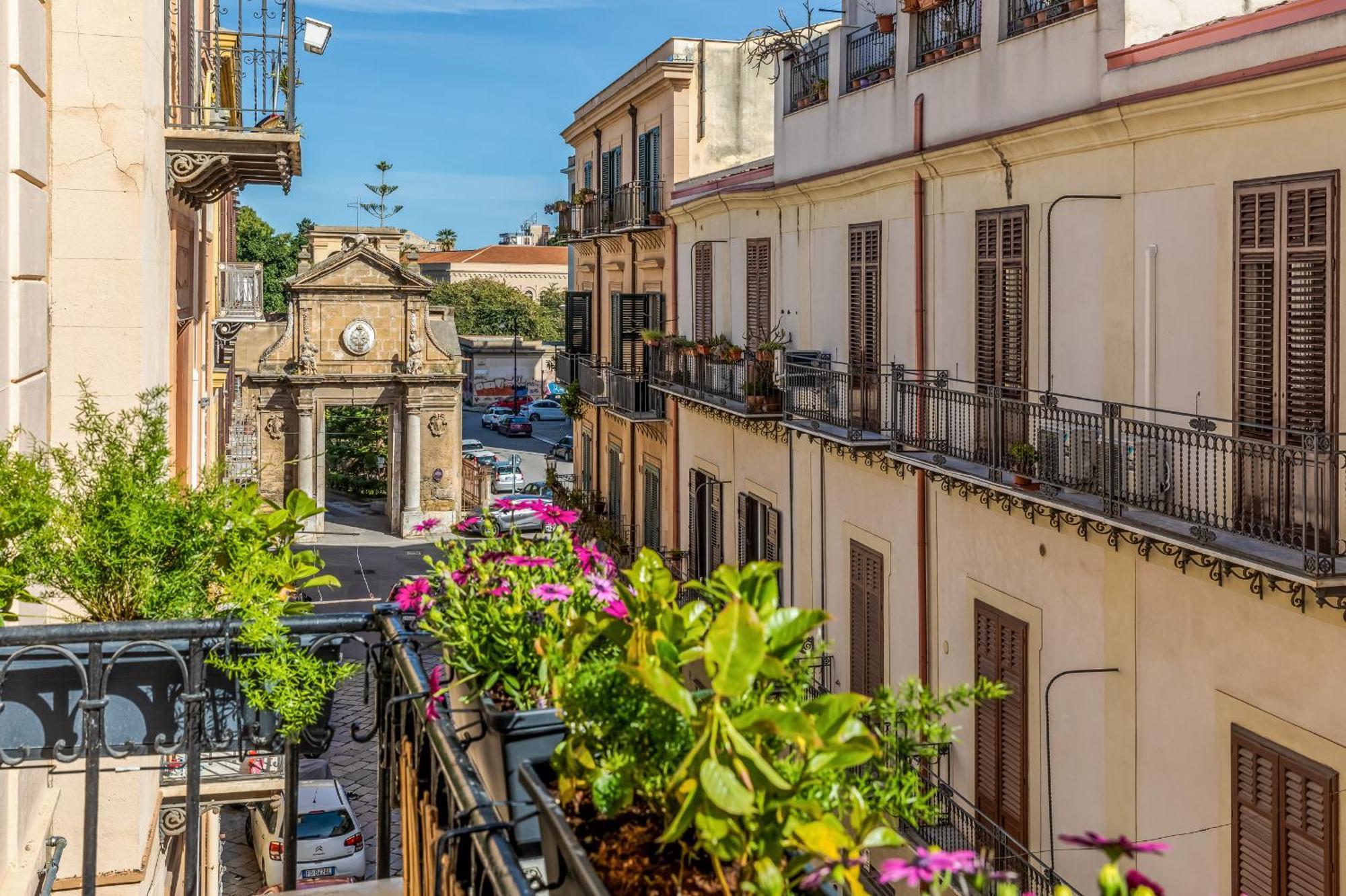 Stanze al Genio B&B Palermo Exterior foto